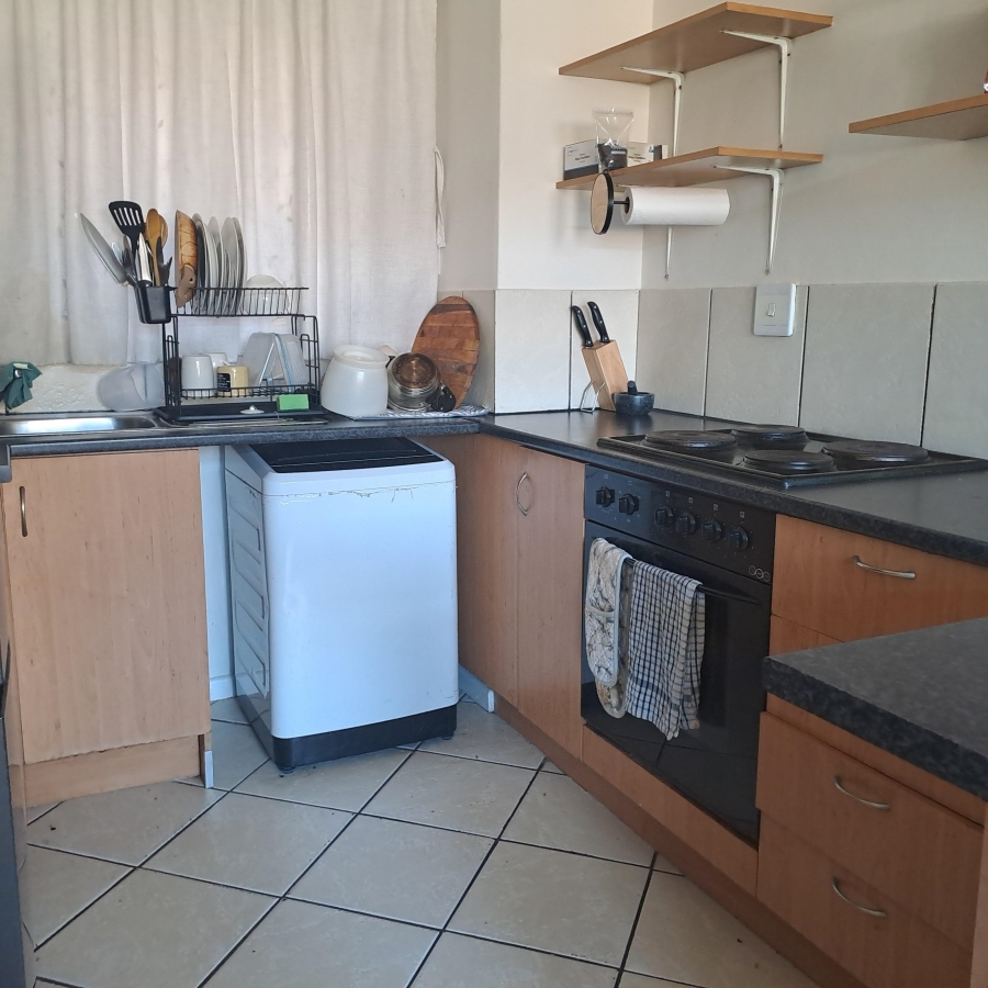 2 Bedroom Property for Sale in Whispering Pines Western Cape